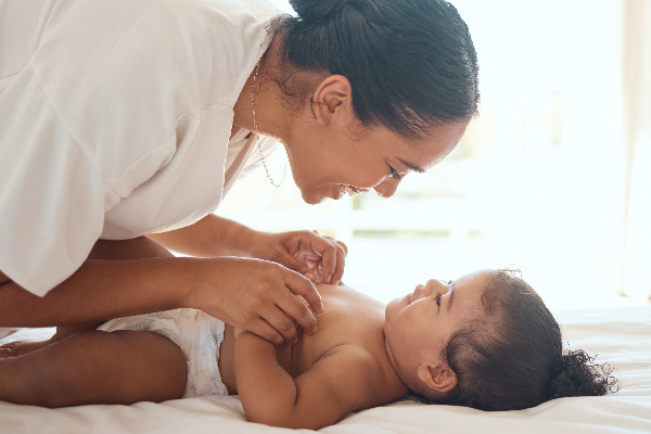 Neurodermitis bei Kindern - Tipps für die richtige Behandlung - Neurodermitis bei Kindern | Tipps für die richtige Behandlung